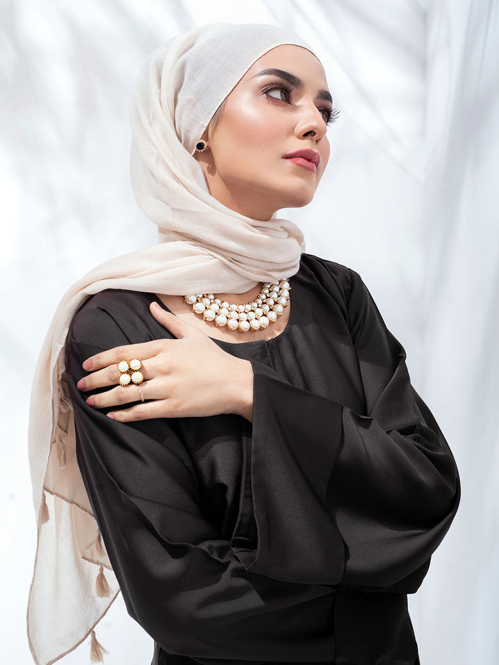 Reem Black Abaya